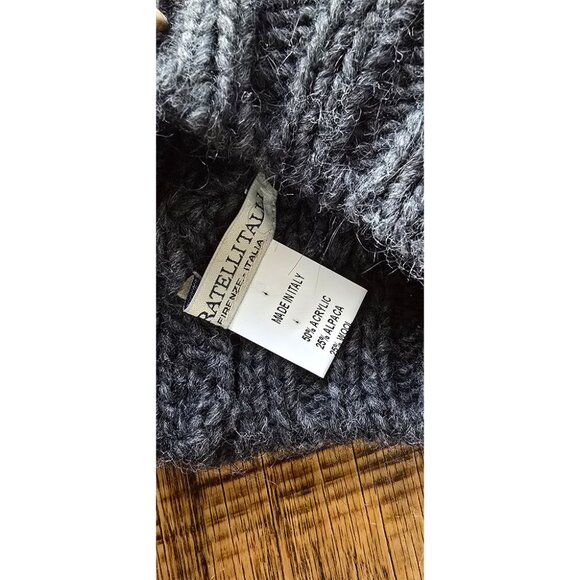 NWOT Fratelli Talli Firenze Italia Charcoal Gray Wool Pom Pom Beanie OSFM - Picture 3 of 5